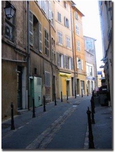 La rue Boueno Carriero de nos jours. © Jean Marie Desbois, 2006.
